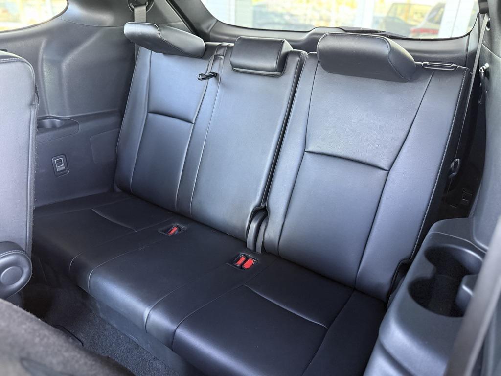 used 2024 Toyota Highlander car, priced at $40,990