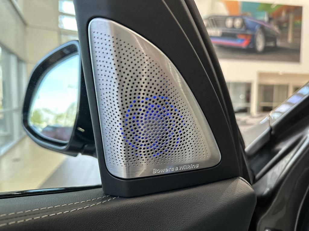 new 2025 BMW X7 car, priced at $163,145