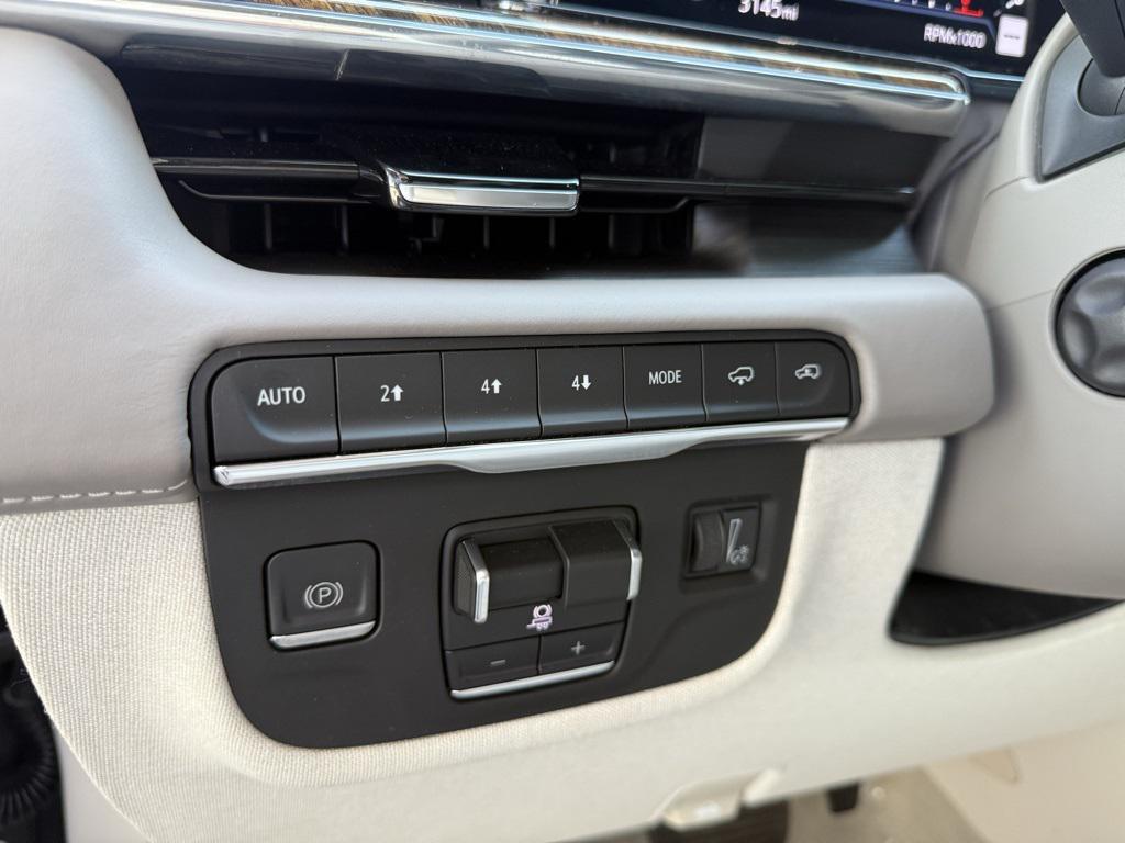 used 2022 Cadillac Escalade ESV car, priced at $89,990