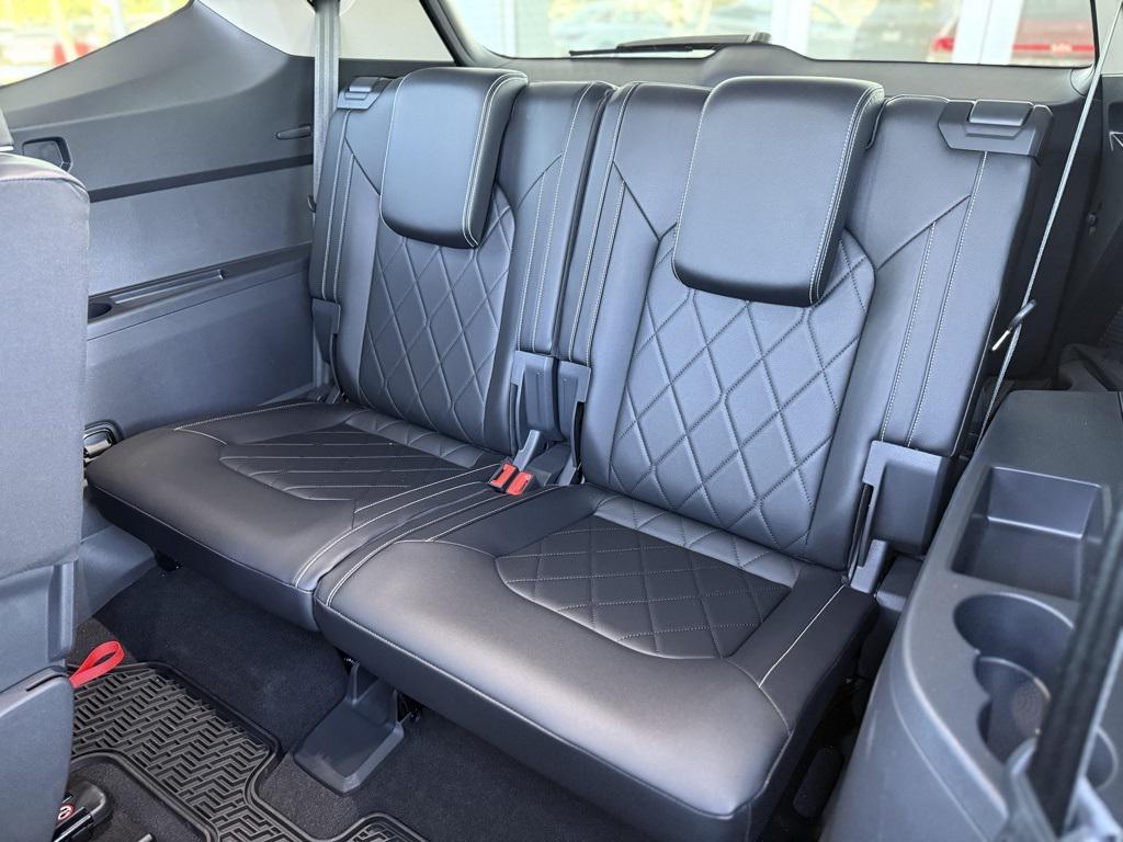 used 2024 Volkswagen Atlas car, priced at $40,990