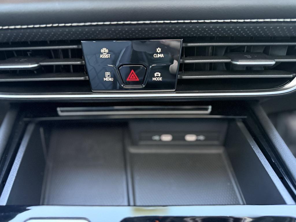 used 2024 Volkswagen Atlas car, priced at $40,990