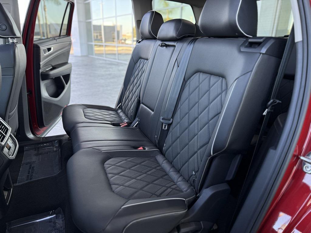 used 2024 Volkswagen Atlas car, priced at $40,990