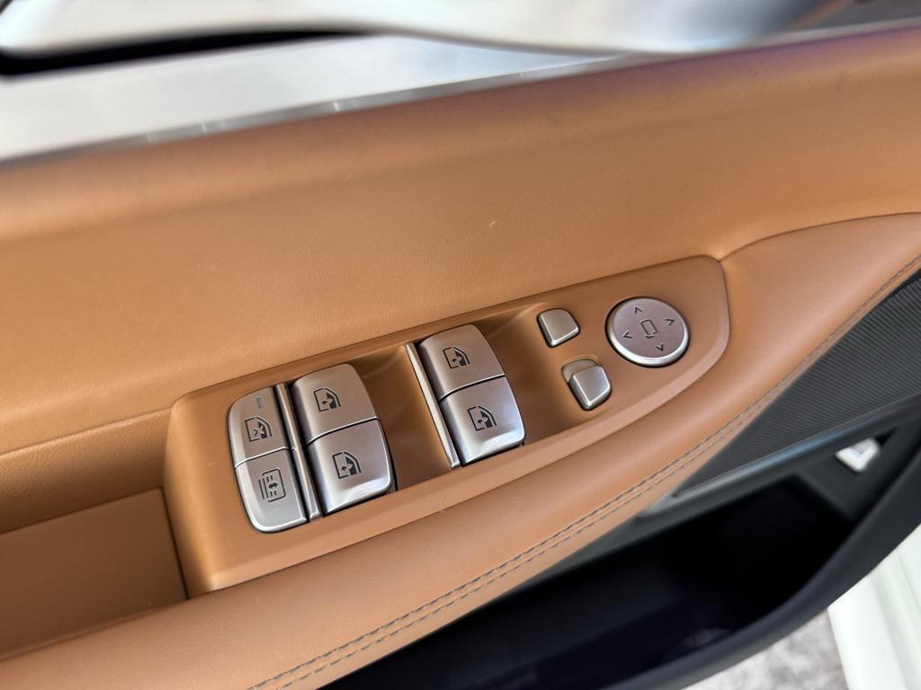 used 2022 BMW 750 car, priced at $57,990