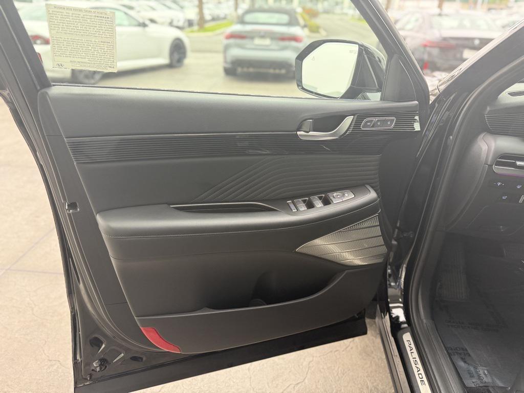 used 2024 Hyundai Palisade car, priced at $42,990