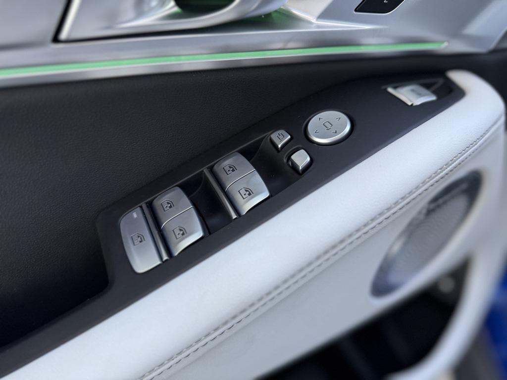 new 2026 BMW XM car, priced at $160,775