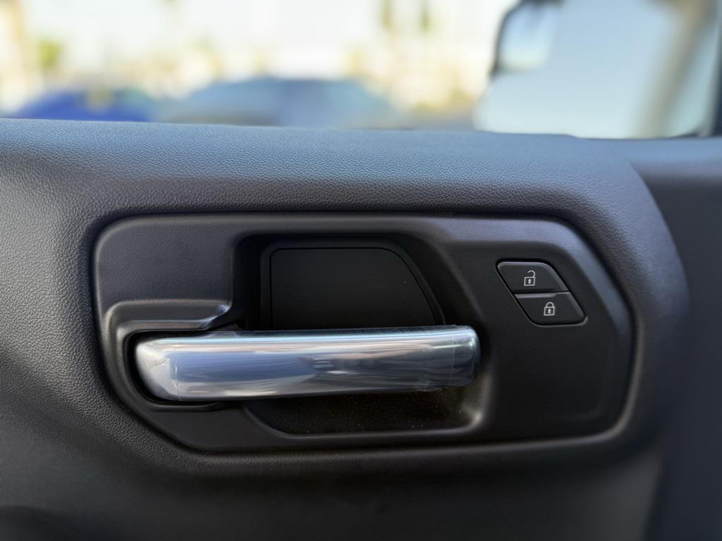 used 2024 Chevrolet Silverado 1500 car, priced at $41,990