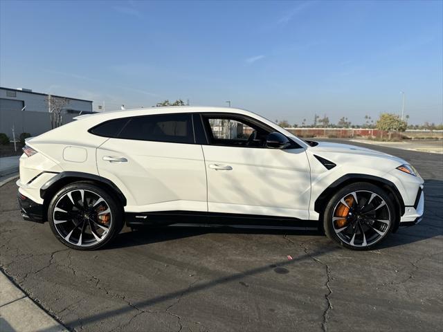 used 2023 Lamborghini Urus car, priced at $279,990