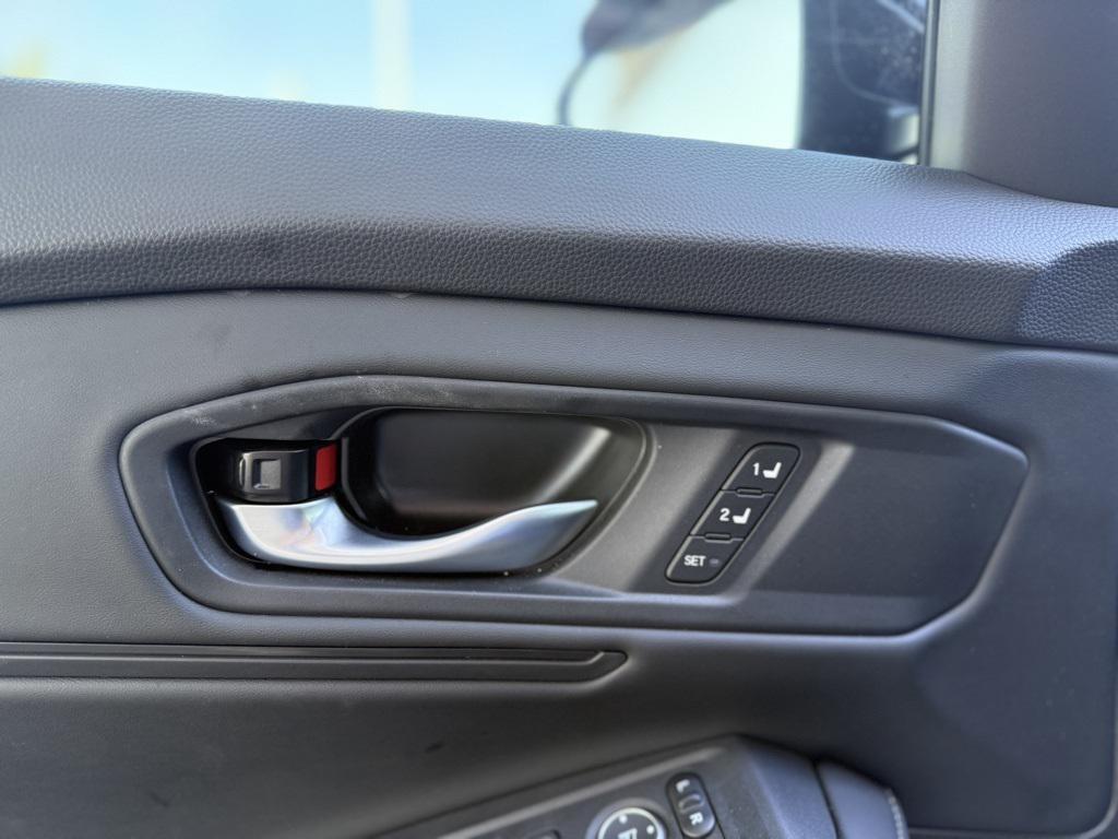 used 2025 Honda Accord Hybrid car, priced at $31,990