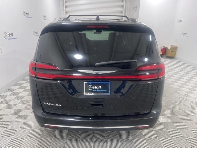 used 2022 Chrysler Pacifica car, priced at $22,500