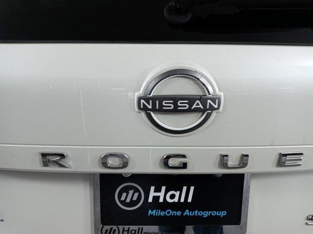 used 2022 Nissan Rogue car, priced at $22,900