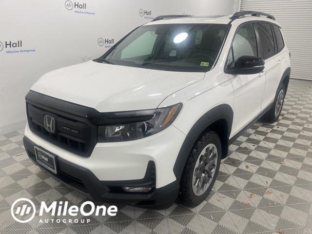 new 2025 Honda Passport car, priced at $50,090