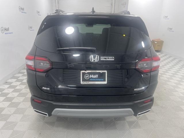 new 2025 Honda Pilot car, priced at $50,995