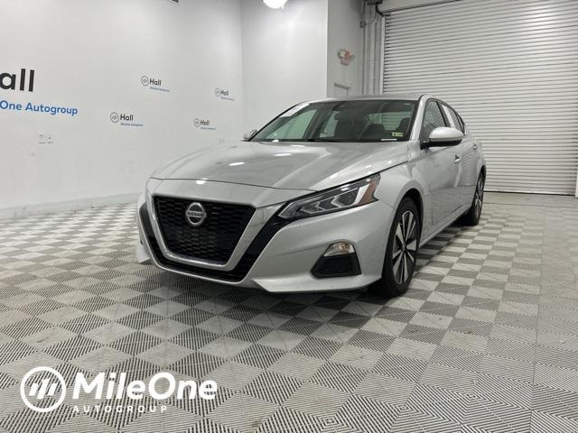 used 2022 Nissan Altima car, priced at $19,400