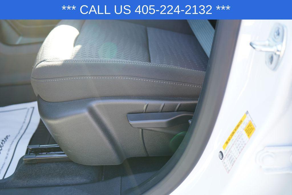 new 2026 Chevrolet Equinox car, priced at $33,754