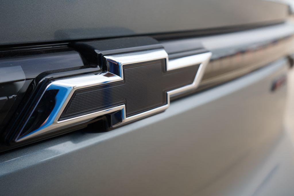 new 2025 Chevrolet Equinox EV car, priced at $37,500