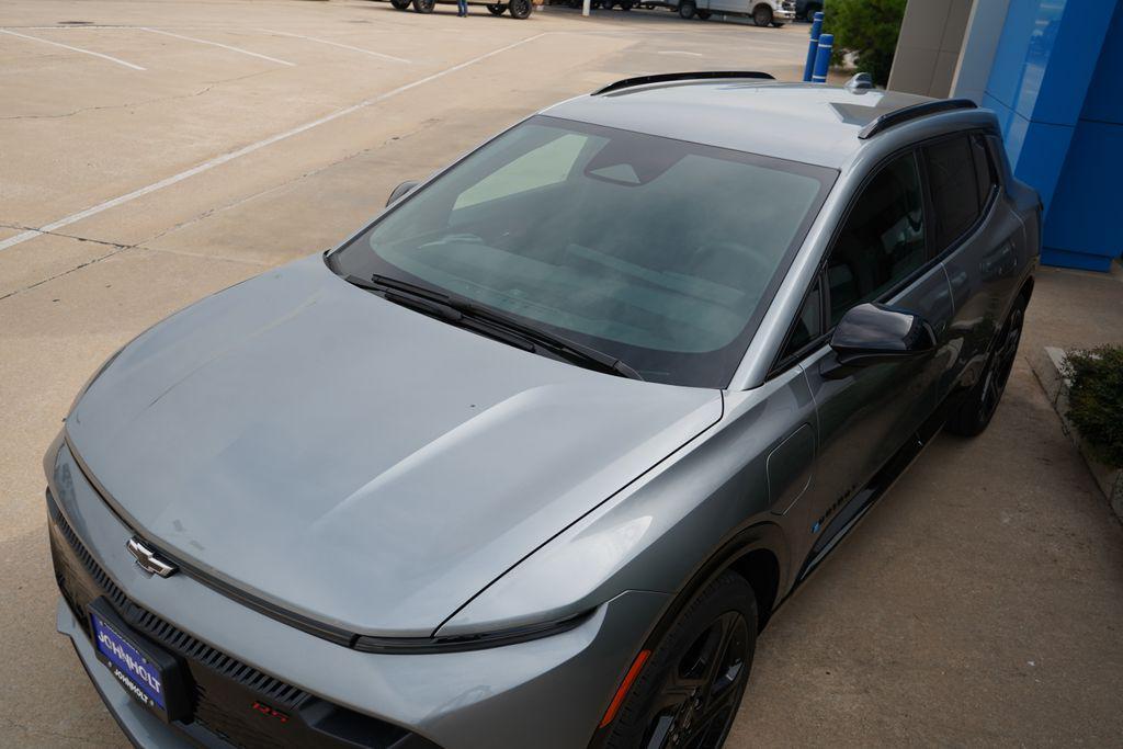 new 2025 Chevrolet Equinox EV car, priced at $37,500