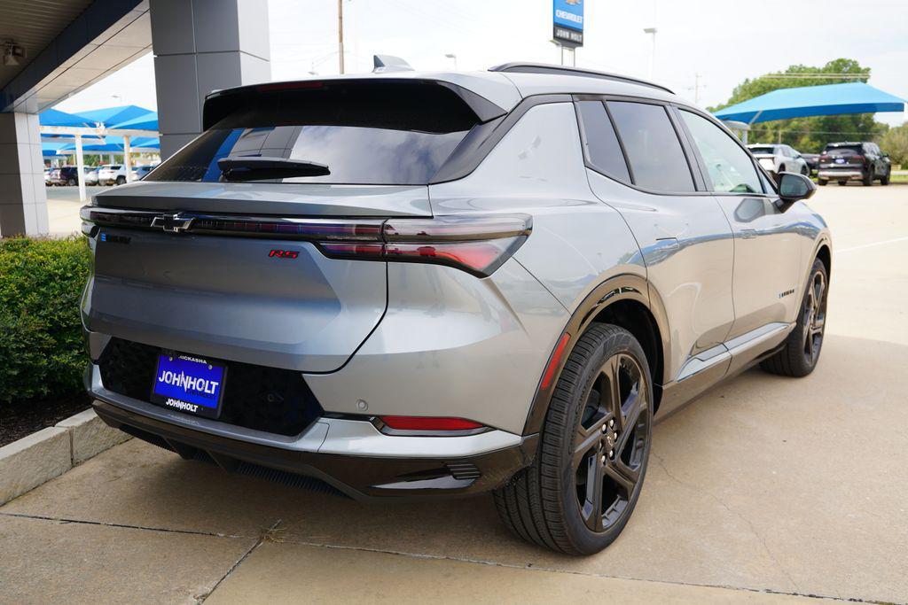 new 2025 Chevrolet Equinox EV car, priced at $37,500