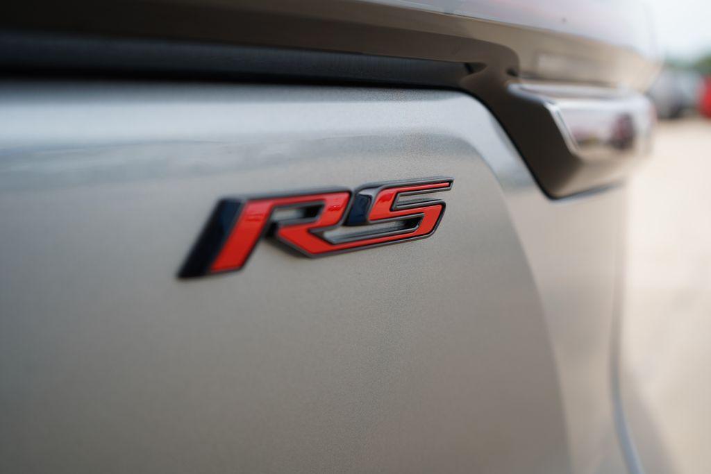 new 2025 Chevrolet Equinox EV car, priced at $37,500