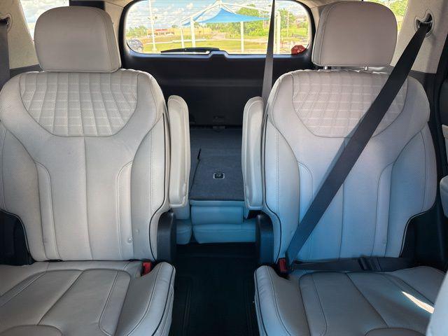 used 2024 Hyundai Palisade car, priced at $38,997
