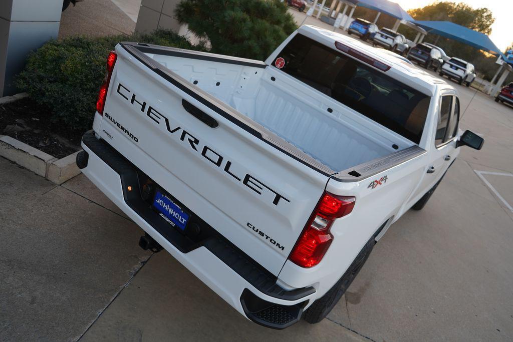 new 2026 Chevrolet Silverado 1500 car, priced at $45,052