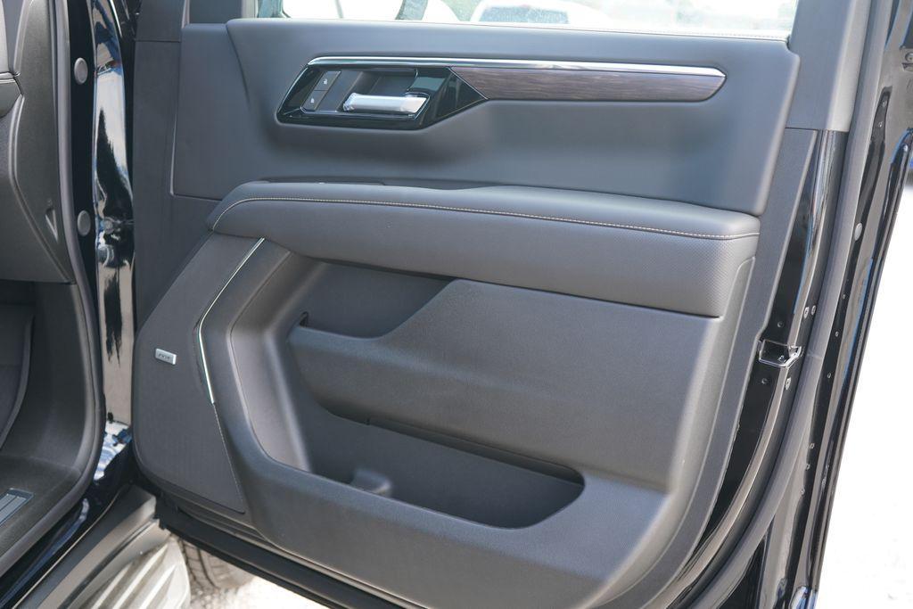 new 2026 Chevrolet Tahoe car, priced at $75,195