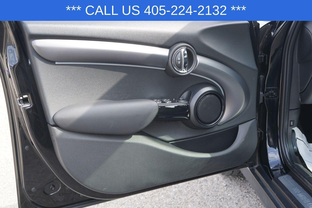 used 2024 MINI Hardtop car, priced at $22,900