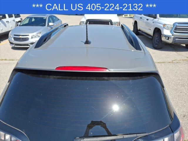 used 2023 Jeep Cherokee car, priced at $22,900