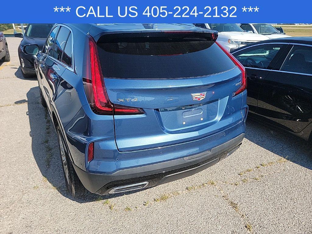 used 2025 Cadillac XT4 car, priced at $38,450