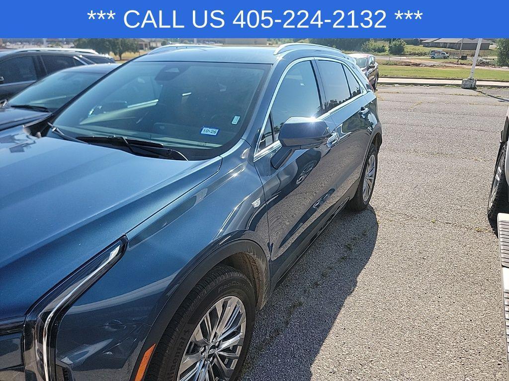 used 2025 Cadillac XT4 car, priced at $38,450