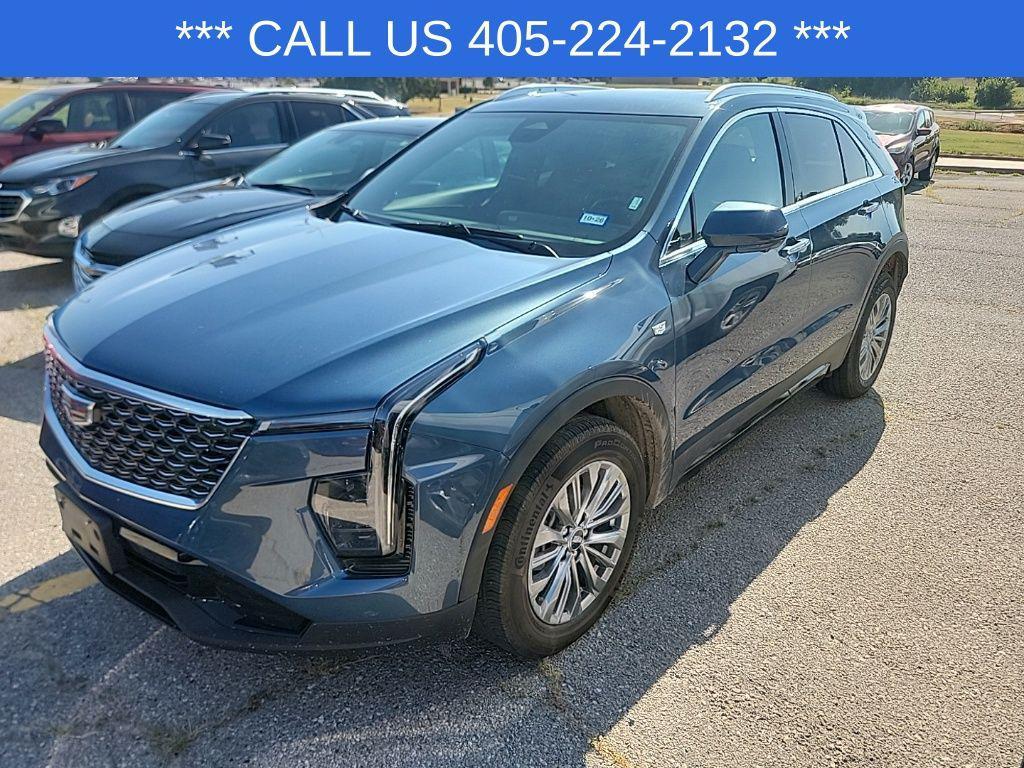 used 2025 Cadillac XT4 car, priced at $38,450