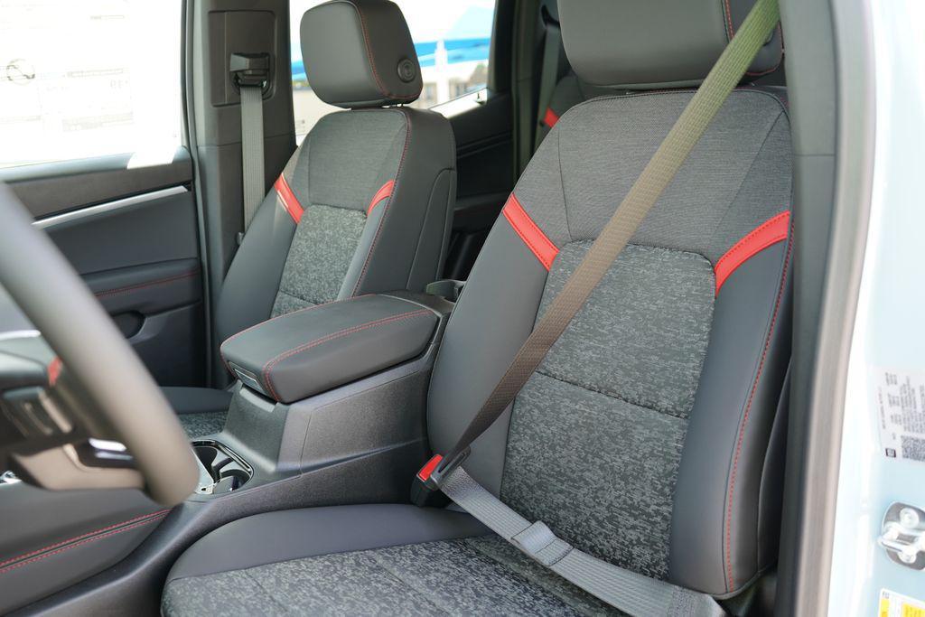 new 2025 Chevrolet Colorado car, priced at $44,906