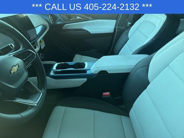 new 2025 Chevrolet Equinox EV car, priced at $44,539