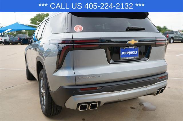 new 2025 Chevrolet Traverse car, priced at $43,085