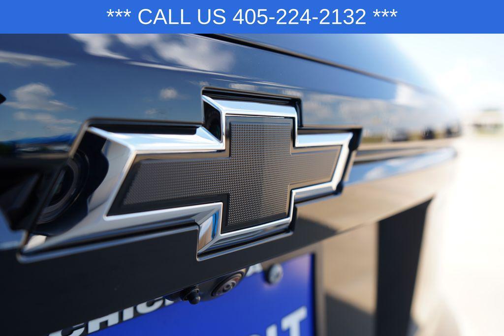 new 2026 Chevrolet Traverse car, priced at $47,180