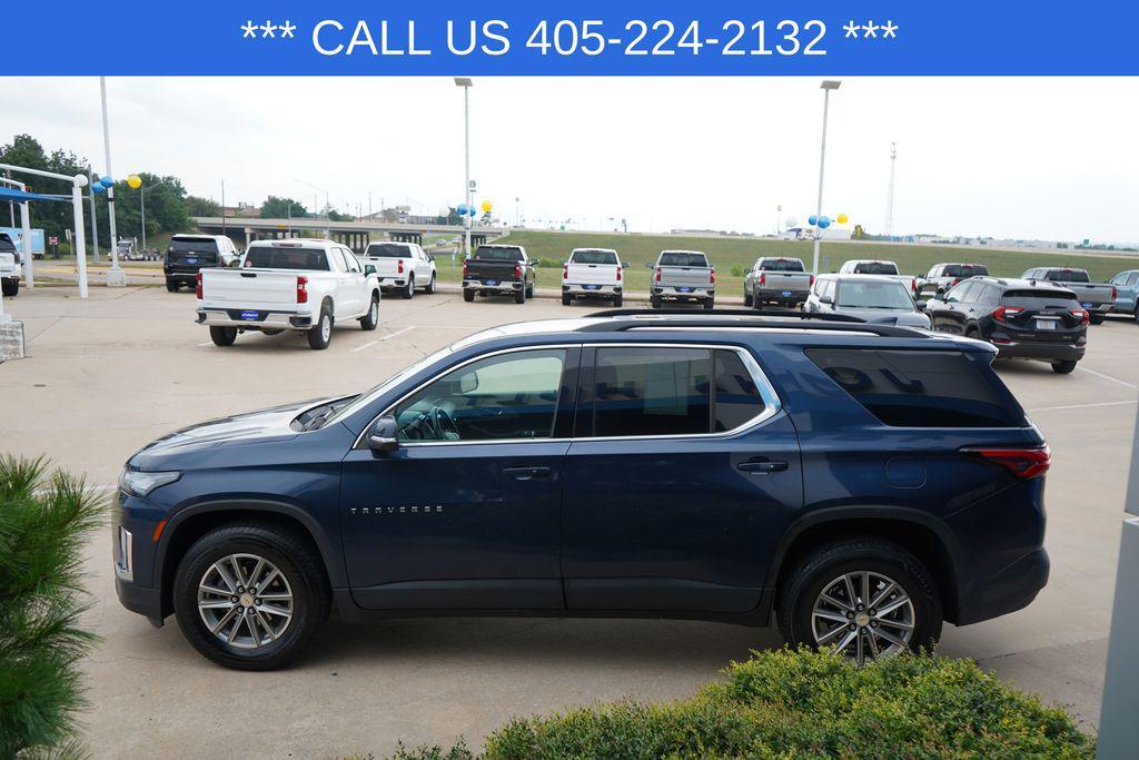 used 2023 Chevrolet Traverse car, priced at $27,789