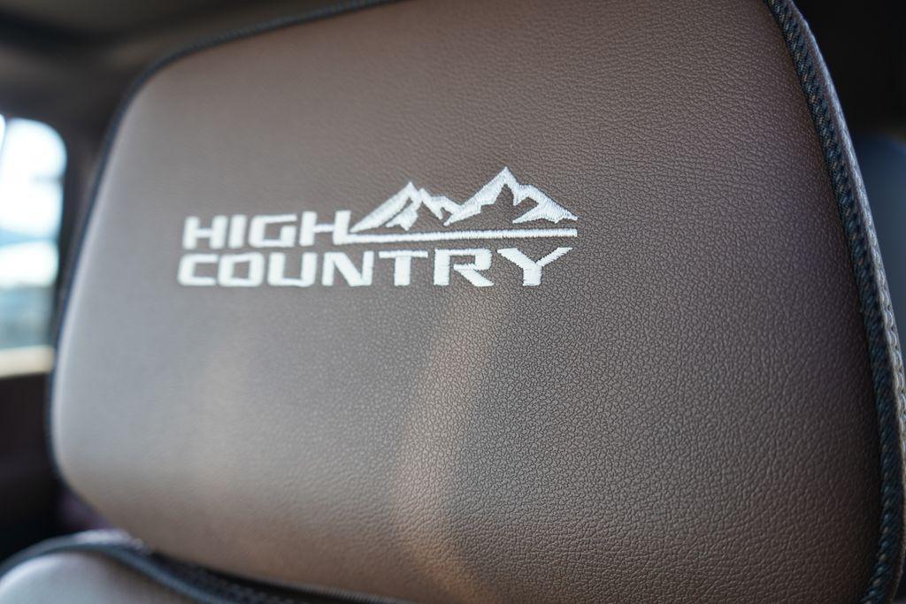 new 2025 Chevrolet Suburban car, priced at $86,500