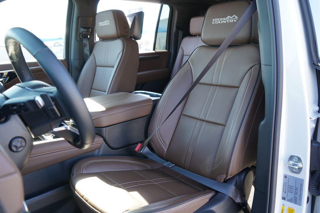 new 2025 Chevrolet Suburban car, priced at $86,500