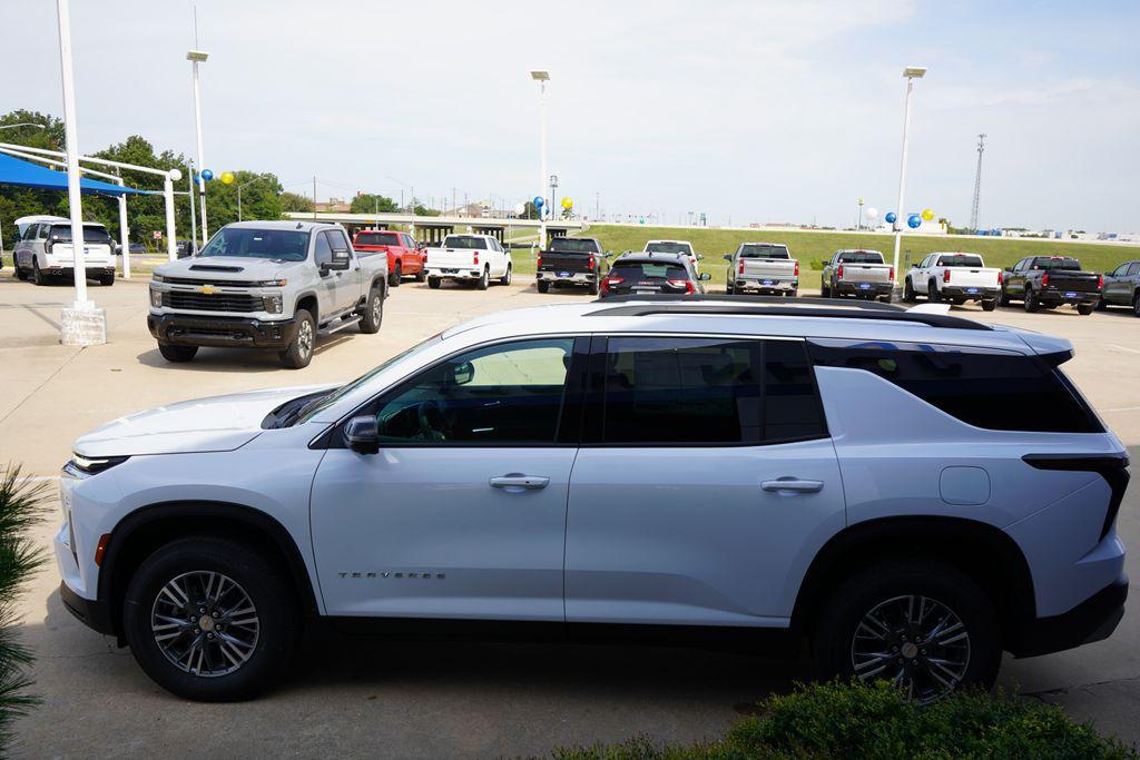 new 2026 Chevrolet Traverse car, priced at $44,019