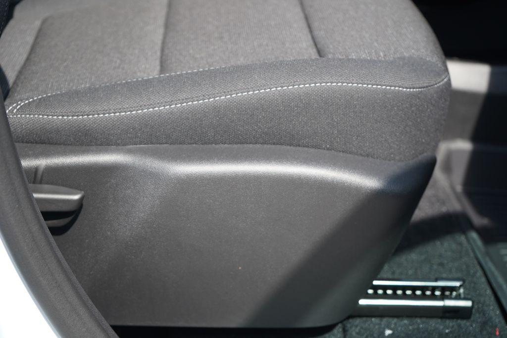 new 2026 Chevrolet Traverse car, priced at $44,019