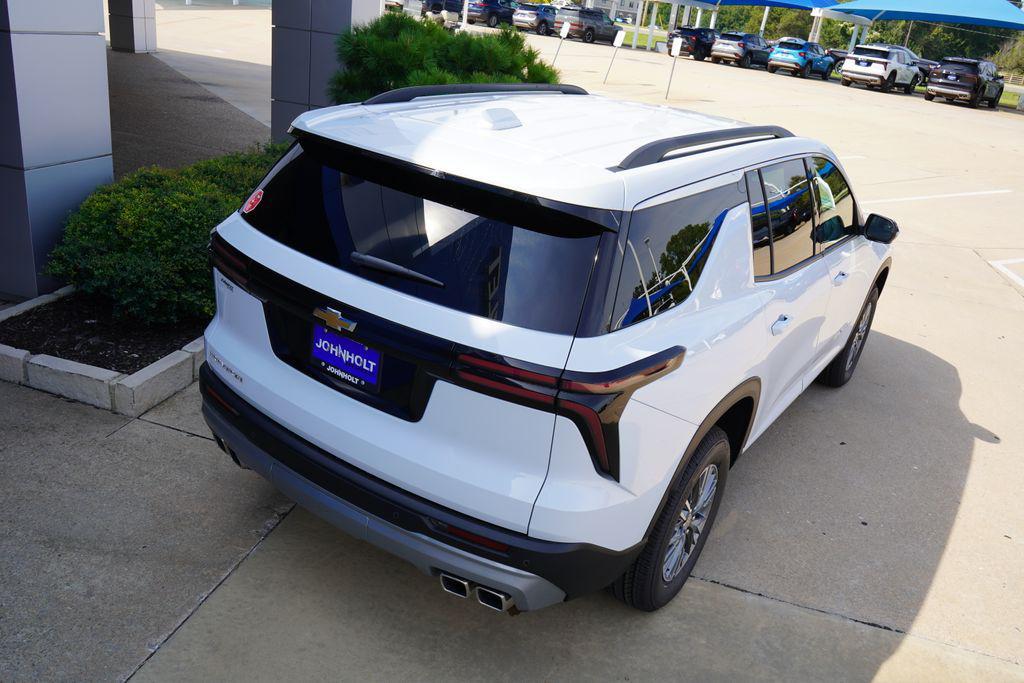 new 2026 Chevrolet Traverse car, priced at $44,019
