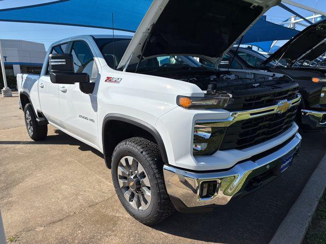 new 2025 Chevrolet Silverado 2500 car, priced at $69,785