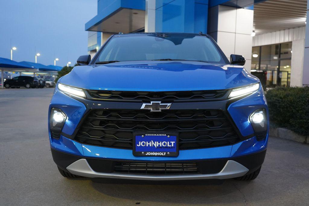 new 2025 Chevrolet Blazer car, priced at $34,800
