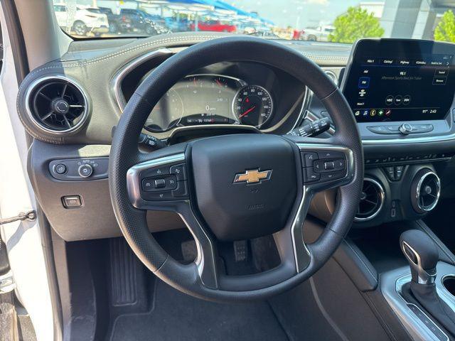 used 2025 Chevrolet Blazer car, priced at $29,800