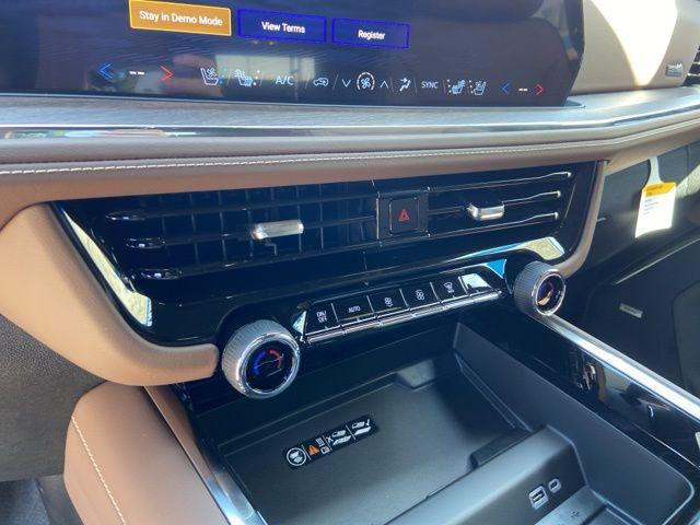 new 2025 Chevrolet Suburban car, priced at $84,384