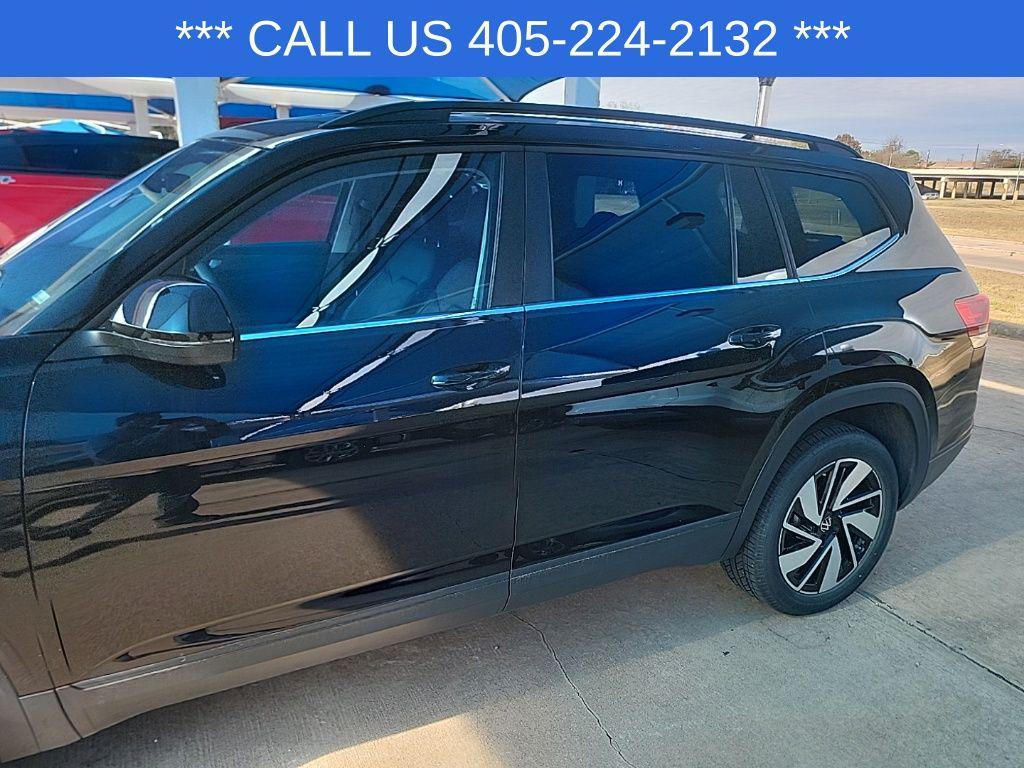 used 2025 Volkswagen Atlas car, priced at $35,219