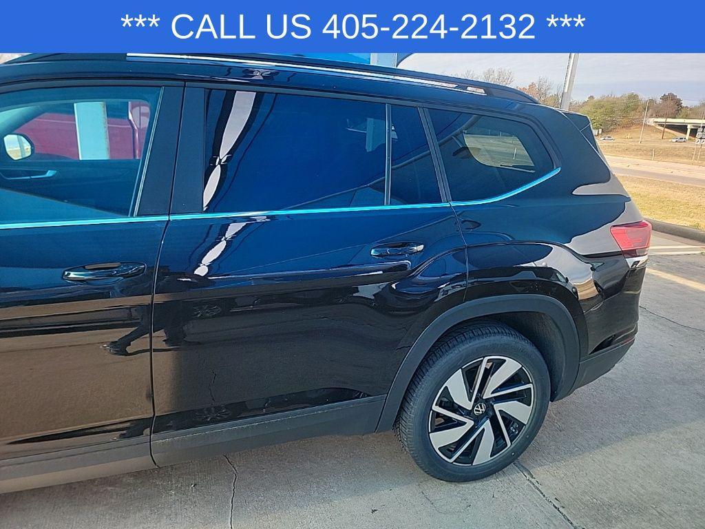 used 2025 Volkswagen Atlas car, priced at $35,219