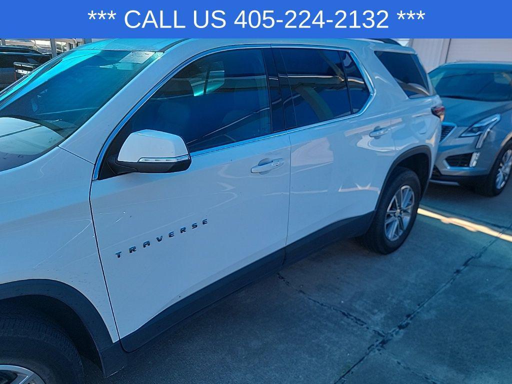 used 2023 Chevrolet Traverse car, priced at $29,018