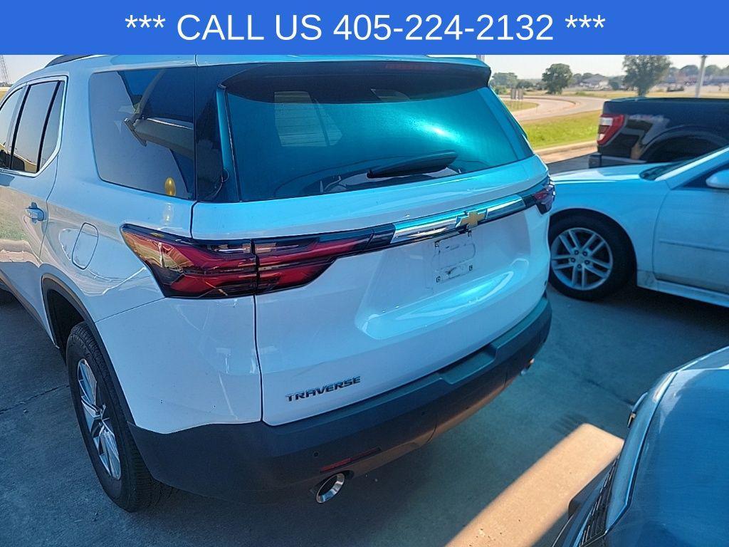 used 2023 Chevrolet Traverse car, priced at $29,018