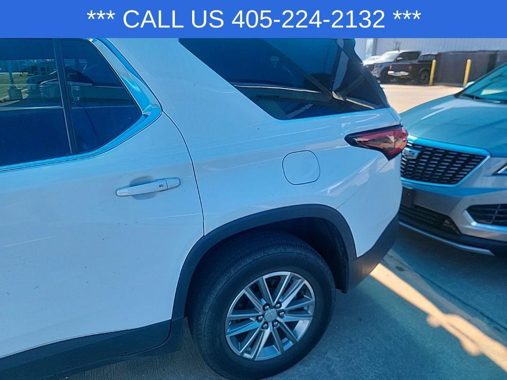 used 2023 Chevrolet Traverse car, priced at $29,018