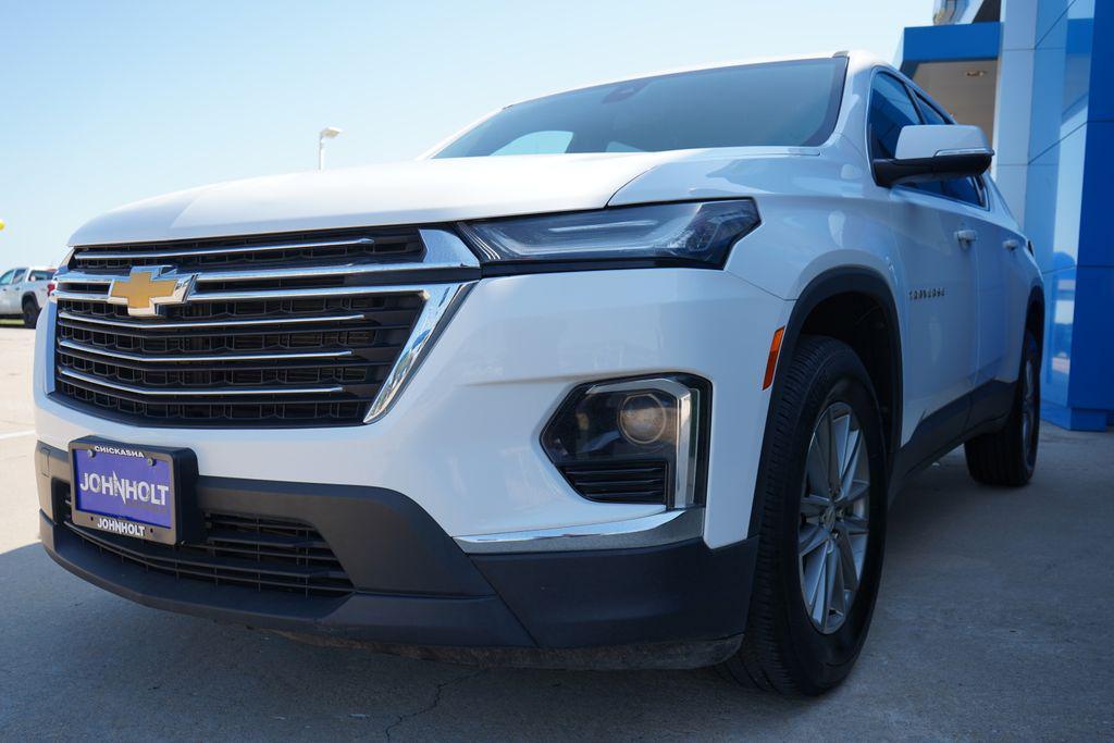 used 2023 Chevrolet Traverse car, priced at $25,900